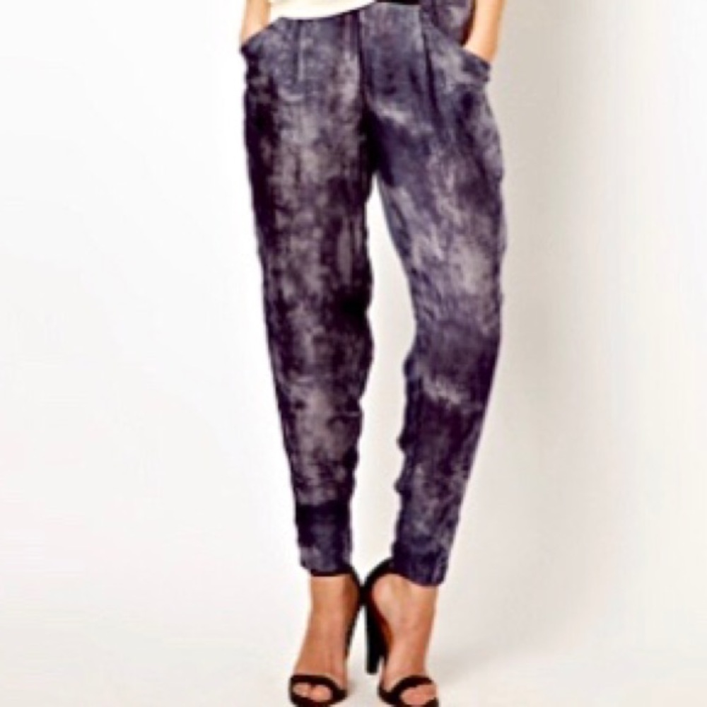 Tie dye purple harem pants with pockets